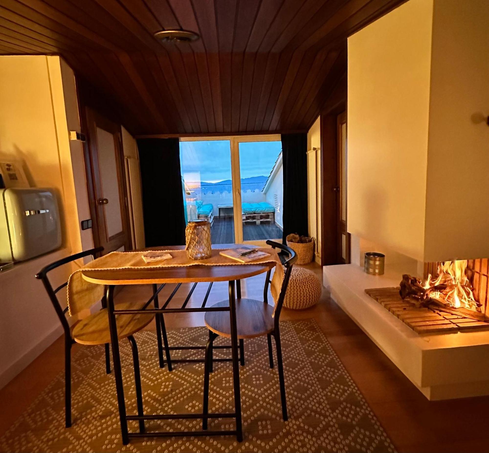 Solo Atico Guest Suites L' Escala Zewnętrze zdjęcie